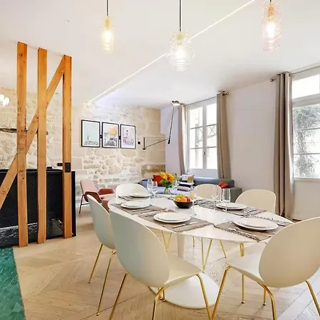 Casa vacanze Birague 2 - Apt With Sauna 2ch6p Place Des Vosges Parigi